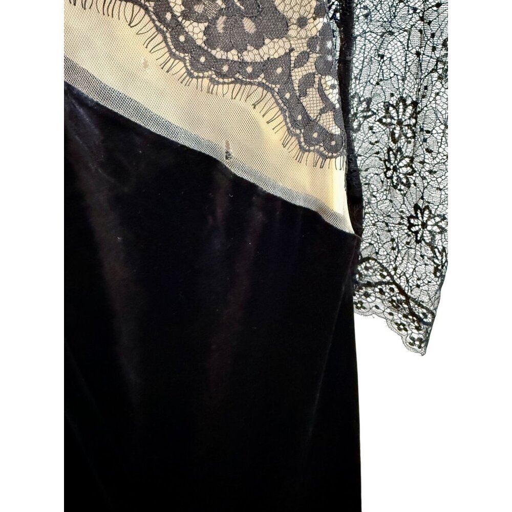 Bronx and Banco Cobra One Shoulder Gown NWT - Size 6 - Picture 8 of 11
